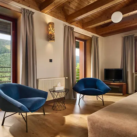 Otel Adam 3*