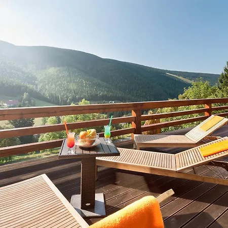 Otel Adam 3*